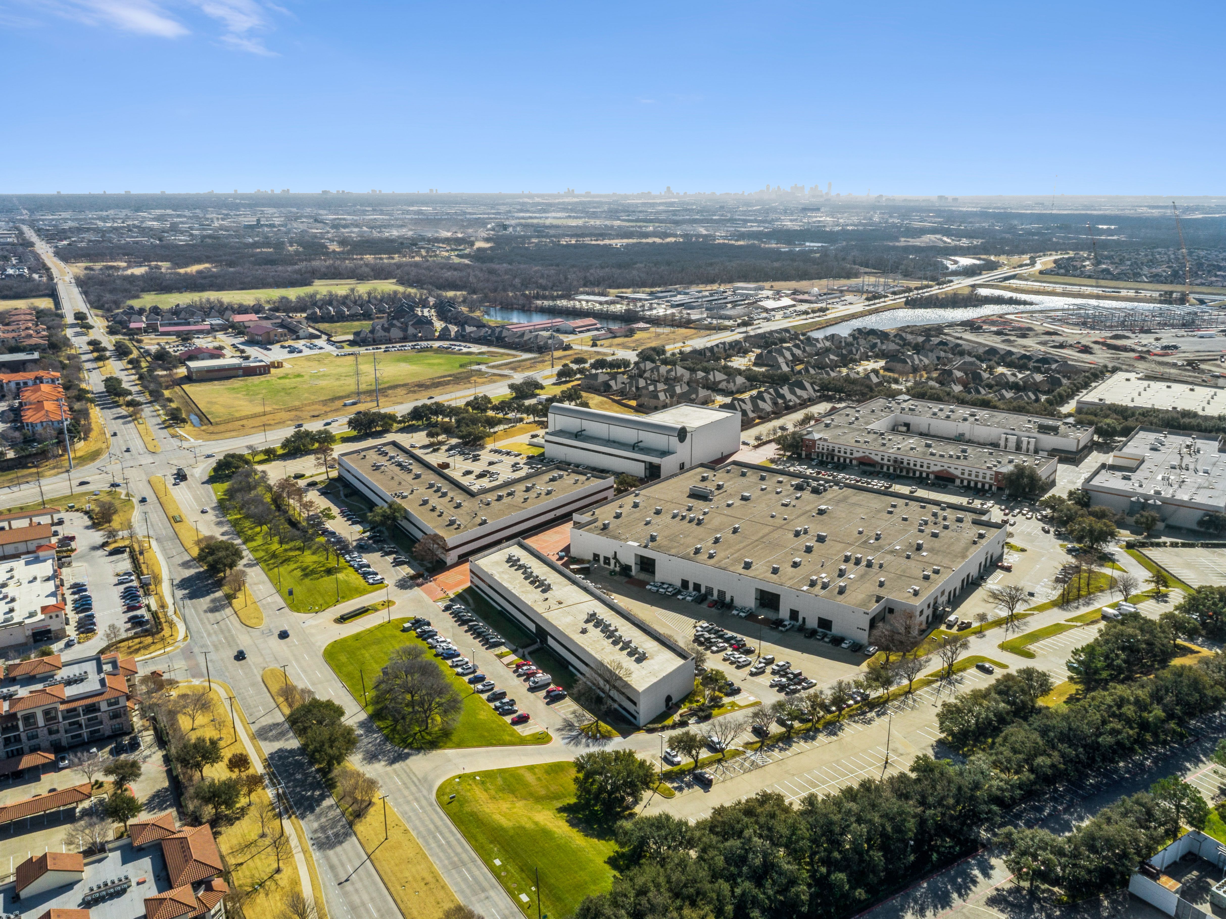 Dallas Communications Complex II - IV — Sale in Irving, TX, photo 2 of 8