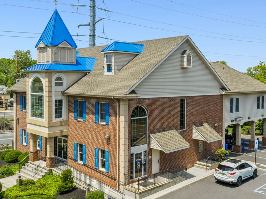 Fulton Bank - Woodbury, NJ — Sale in Woodbury, NJ, photo 2 of 8