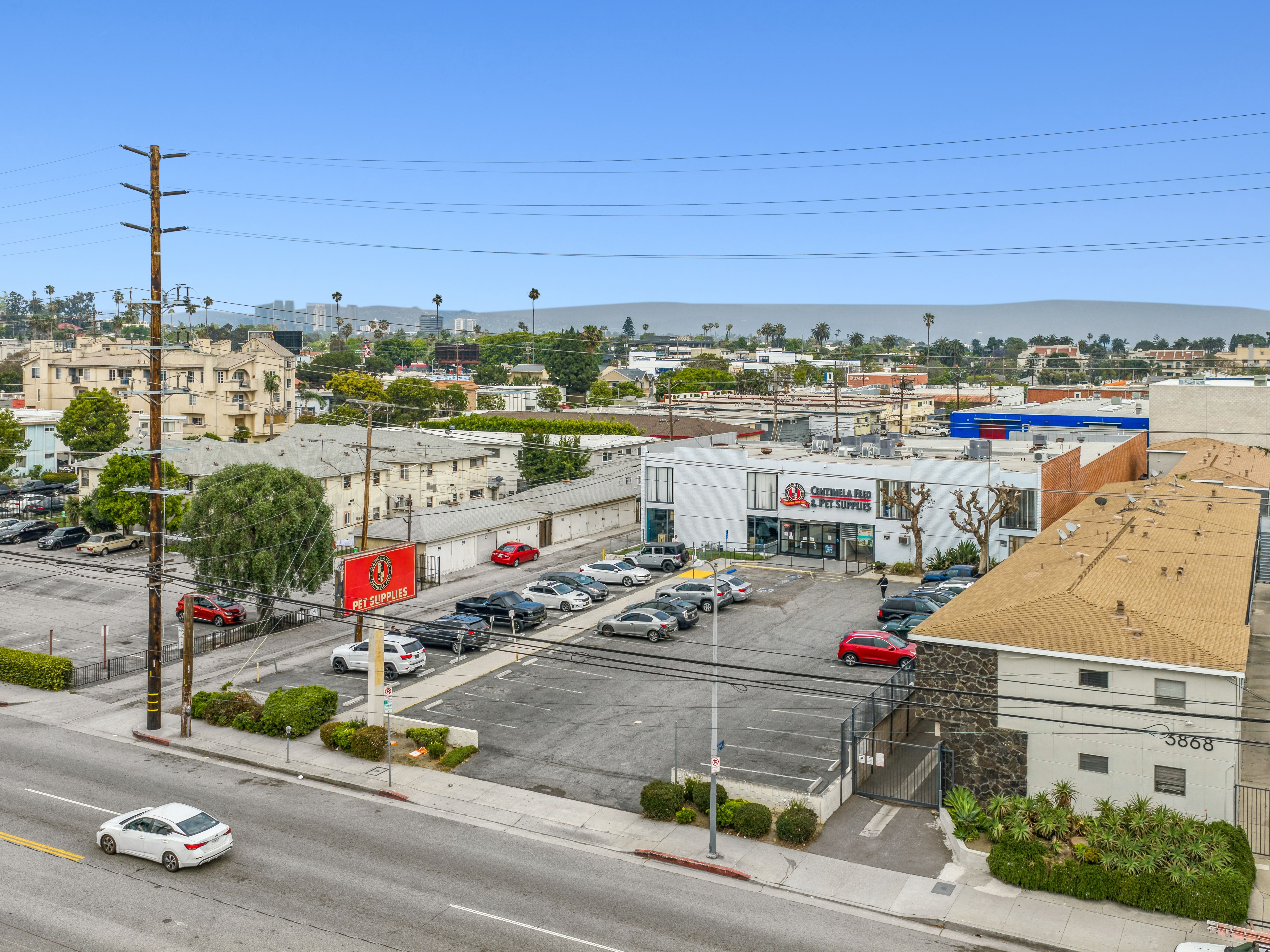 3860 S Centinela Ave — Sale in Los Angeles, CA, photo 2 of 8
