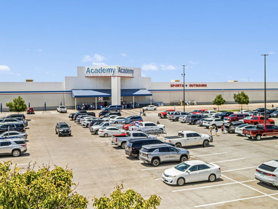 Academy Sports - Amarillo, TX — Sale in Amarillo, TX, photo 2 of 8