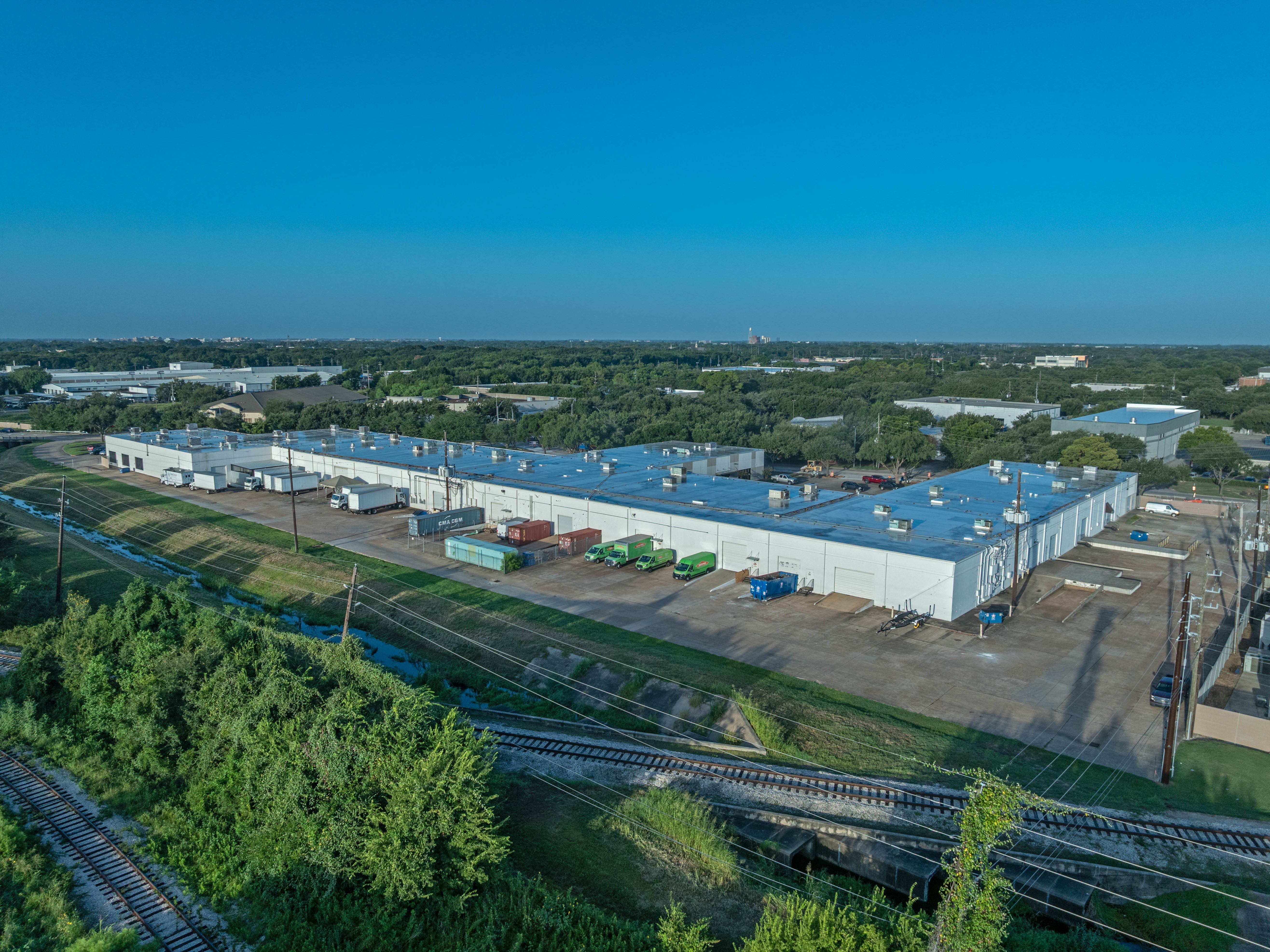 700 Industrial — Sale in Sugar Land, TX, photo 2 of 8