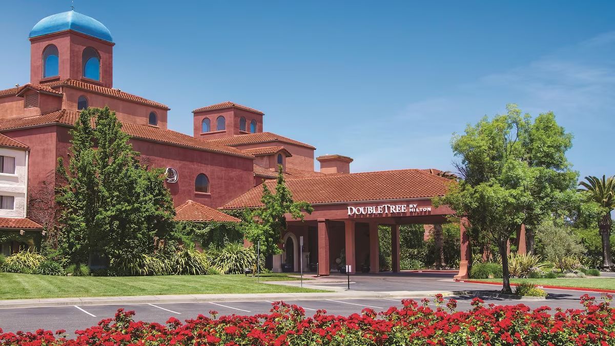 TownePlace Suites Sacramento Elk Grove - Hotels — Sale in Elk Grove, CA, photo 6 of 6
