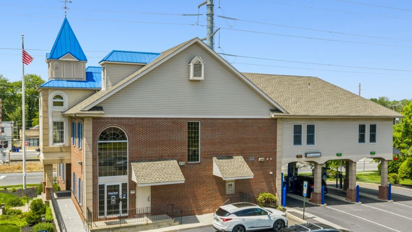 Fulton Bank - Woodbury, NJ — Sale in Woodbury, NJ, photo 8 of 8