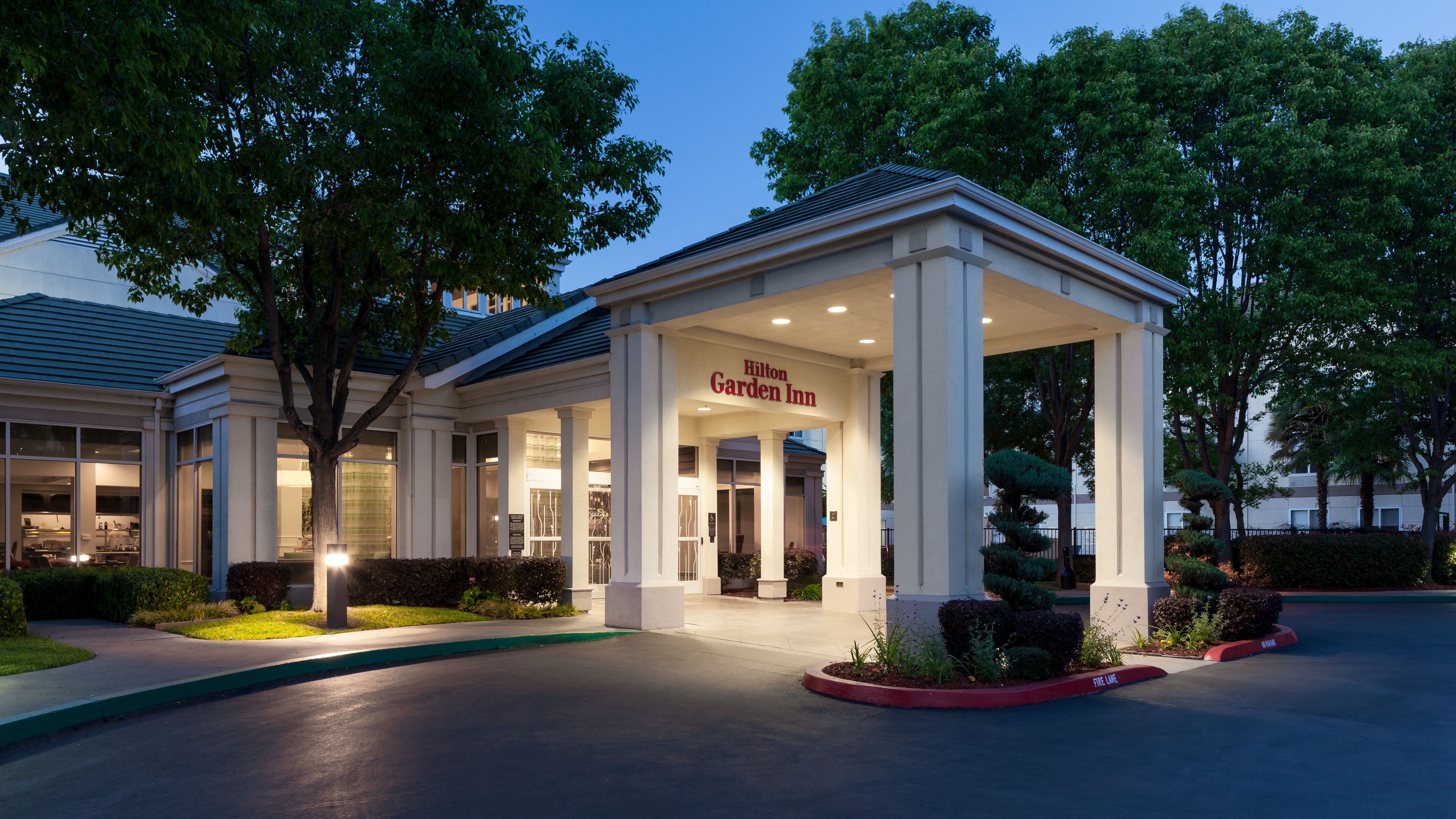 TownePlace Suites Sacramento Elk Grove - Hotels — Sale in Elk Grove, CA, photo 4 of 6