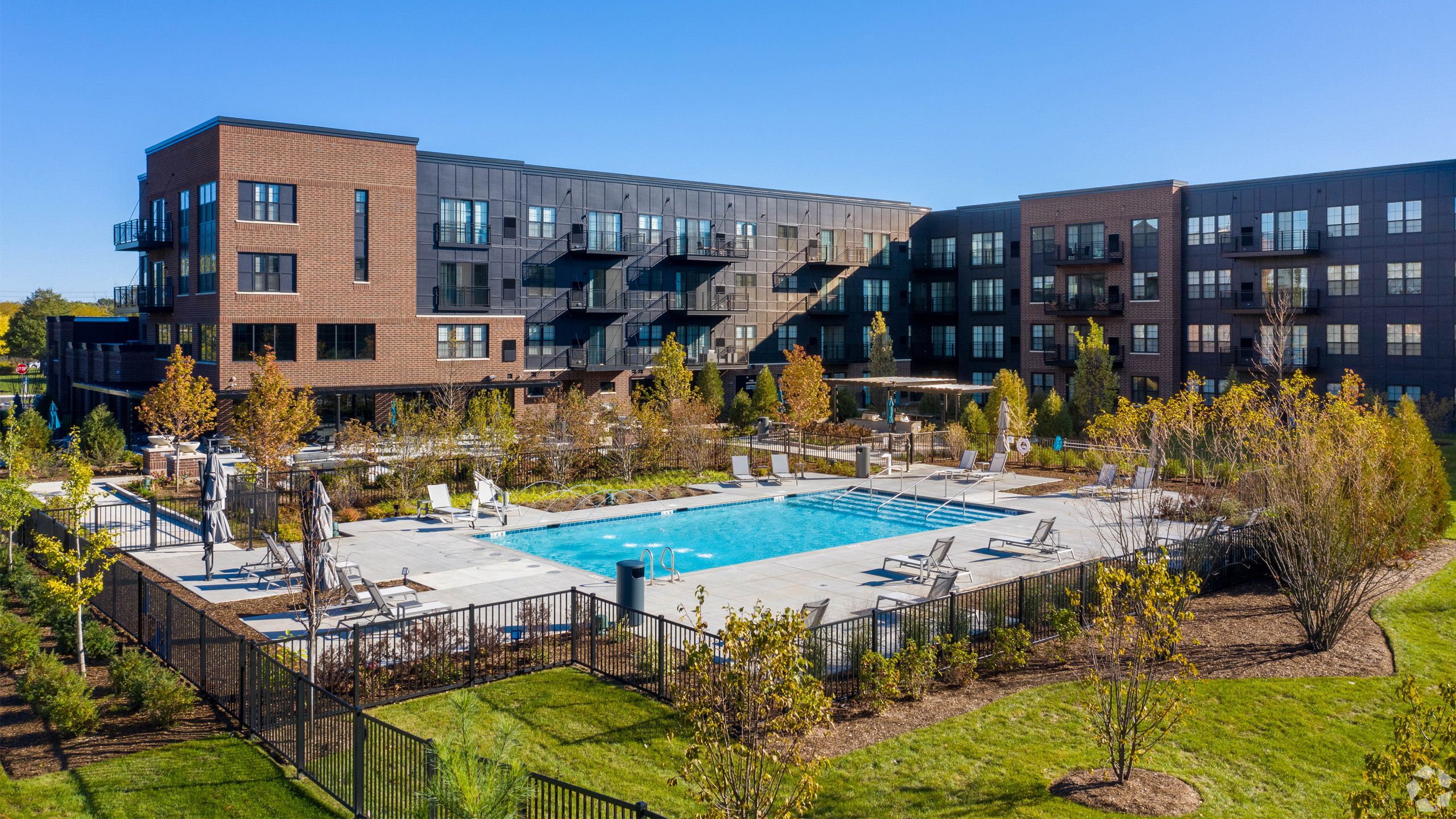 Element at Veridian — Sale in Schaumburg, IL, photo 1 of 8