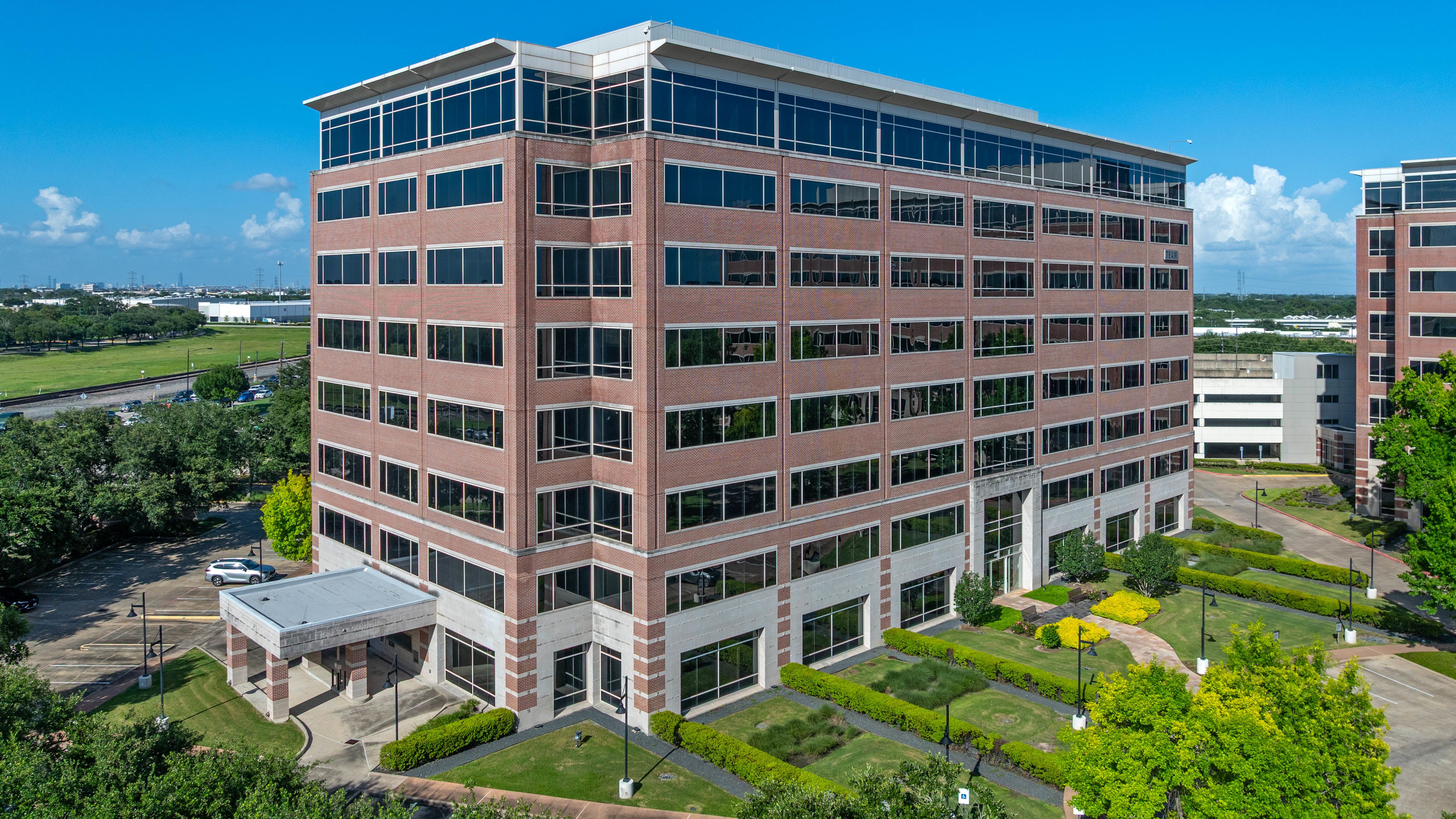 Sugar Creek II — Sale in Sugar Land, TX, photo 1 of 8