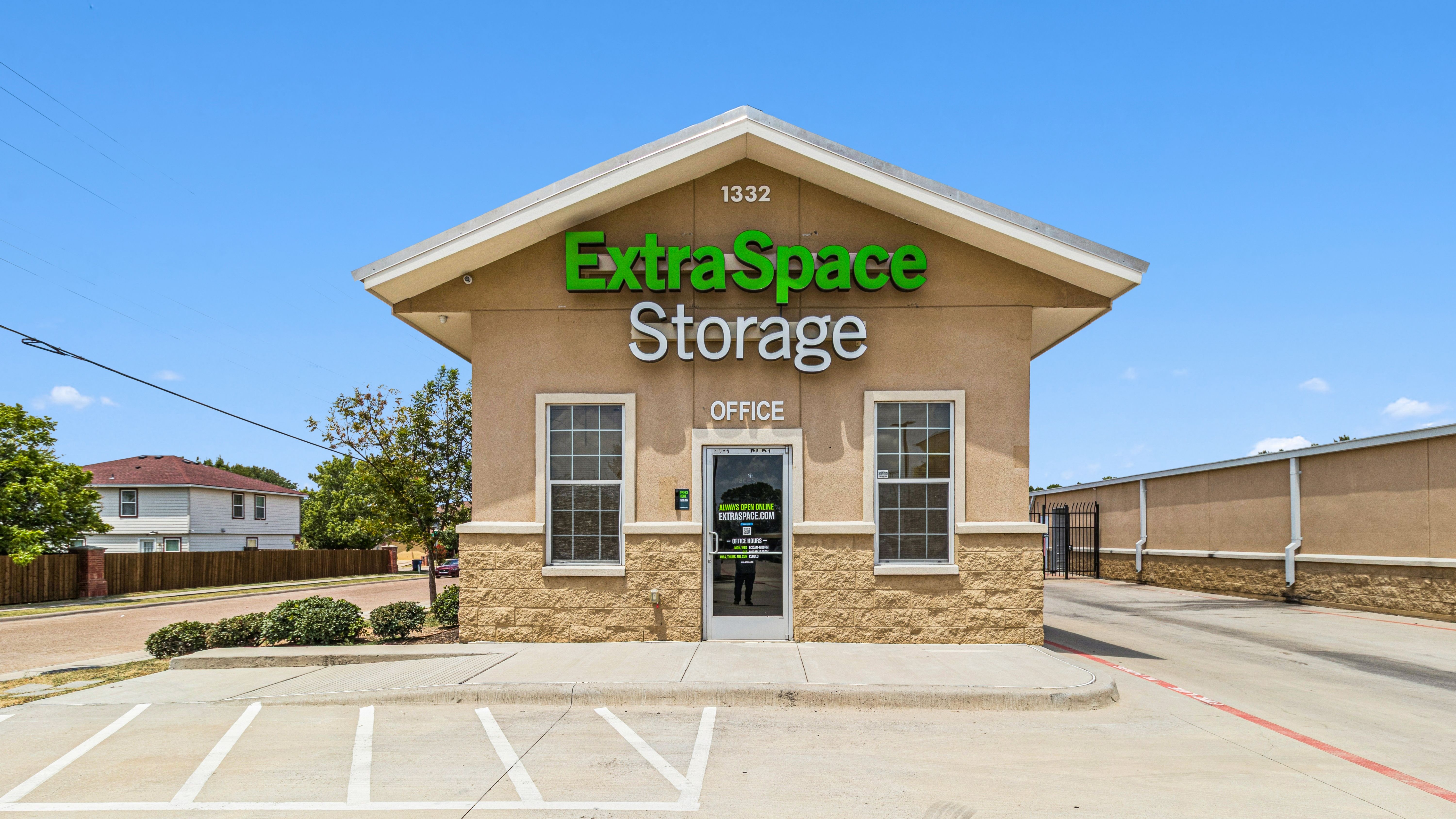 Extra Space Storage | Dallas, TX — Sale in Dallas, TX, photo 1 of 8