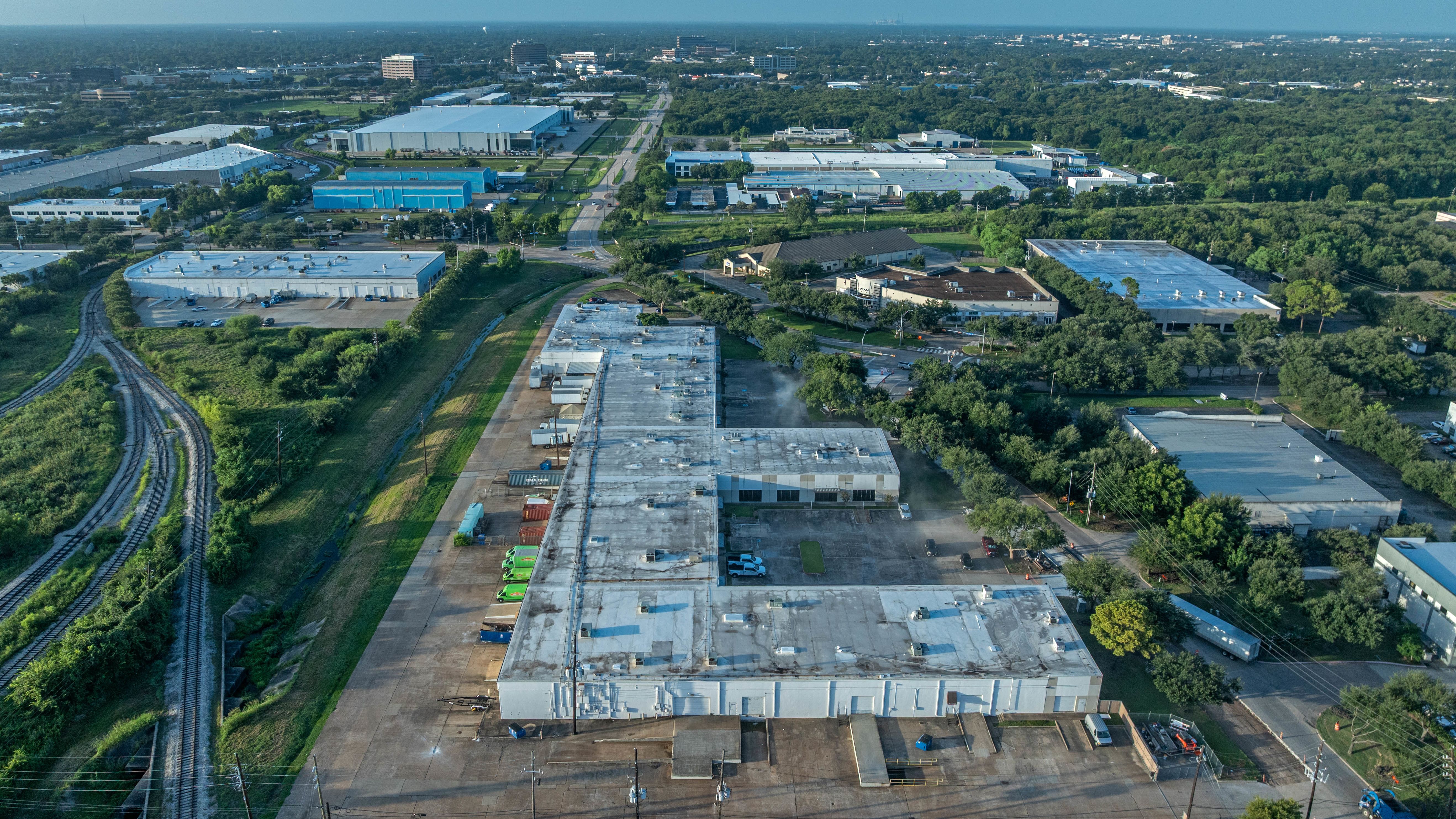 700 Industrial — Sale in Sugar Land, TX, photo 7 of 8