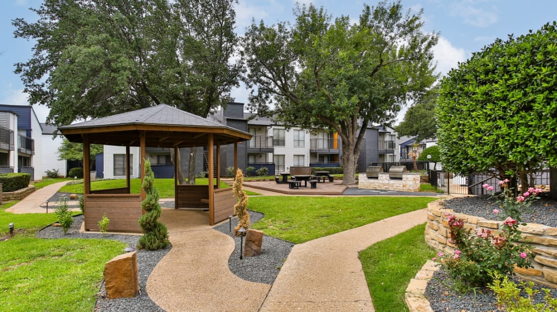 District 2308 4_Actifs en vente