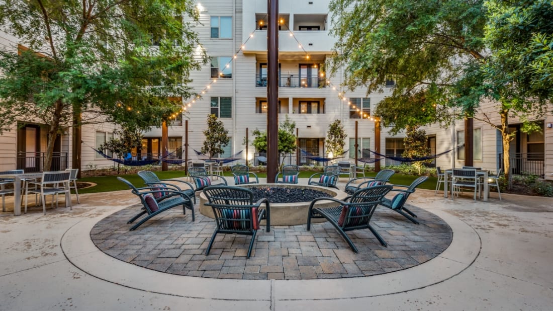 Oak & Ellum 4_Actifs en vente