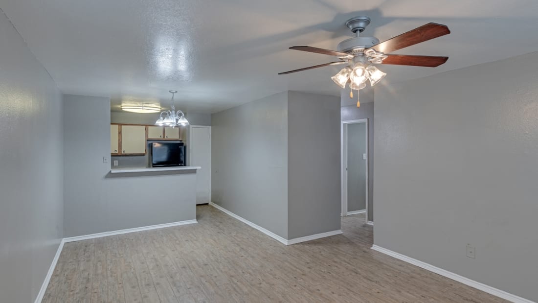 Spring Hill Village 4_Actifs en vente