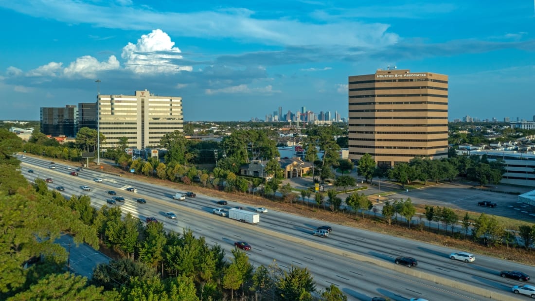 1415 North Loop West 4_販売物件
