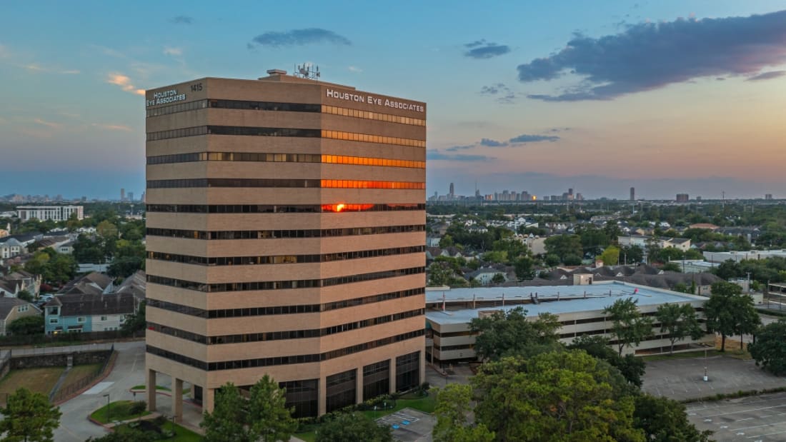 1415 North Loop West 4_販売物件
