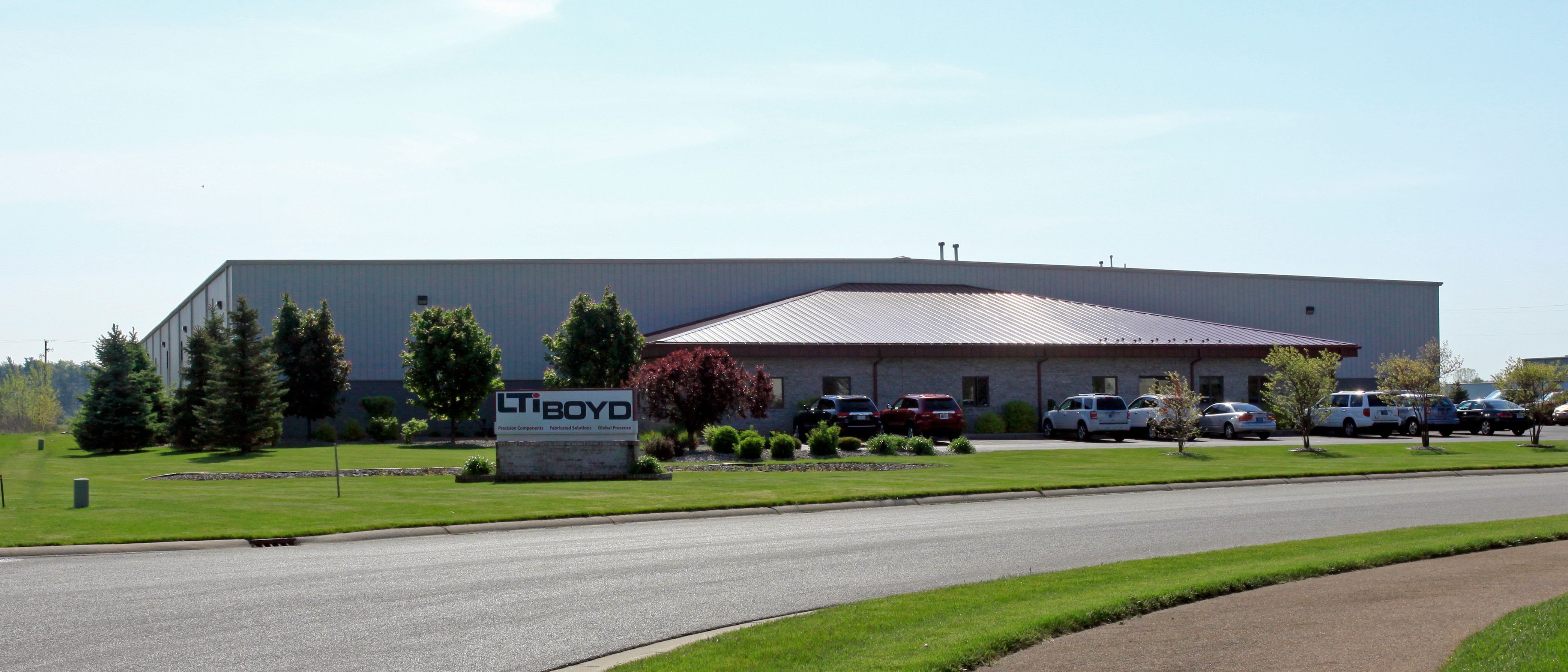 LTI Boyd Production & Distribution Facility — Sale in Elkhart, IN, photo 4 of 8