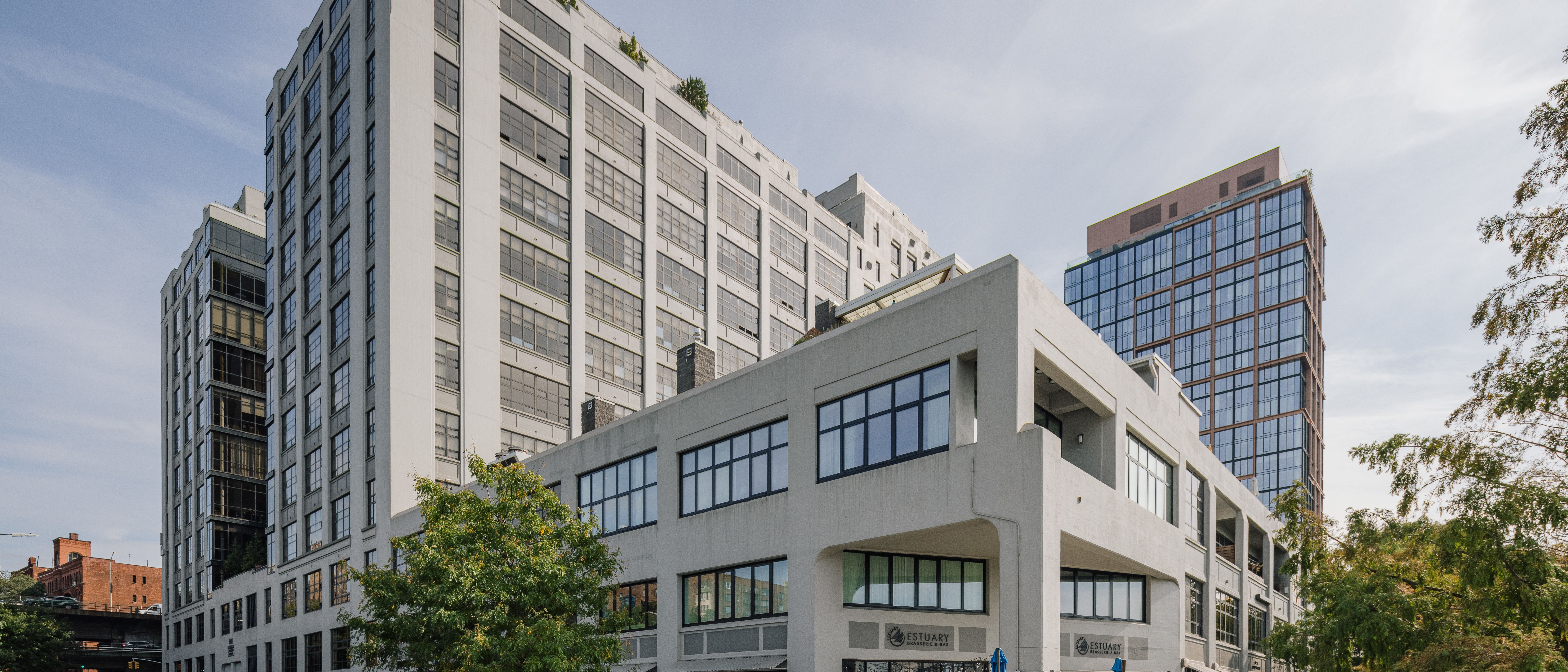 One Brooklyn Bridge Park – Retail & Parking Condominium — Sale in Brooklyn, NY, photo 6 of 8