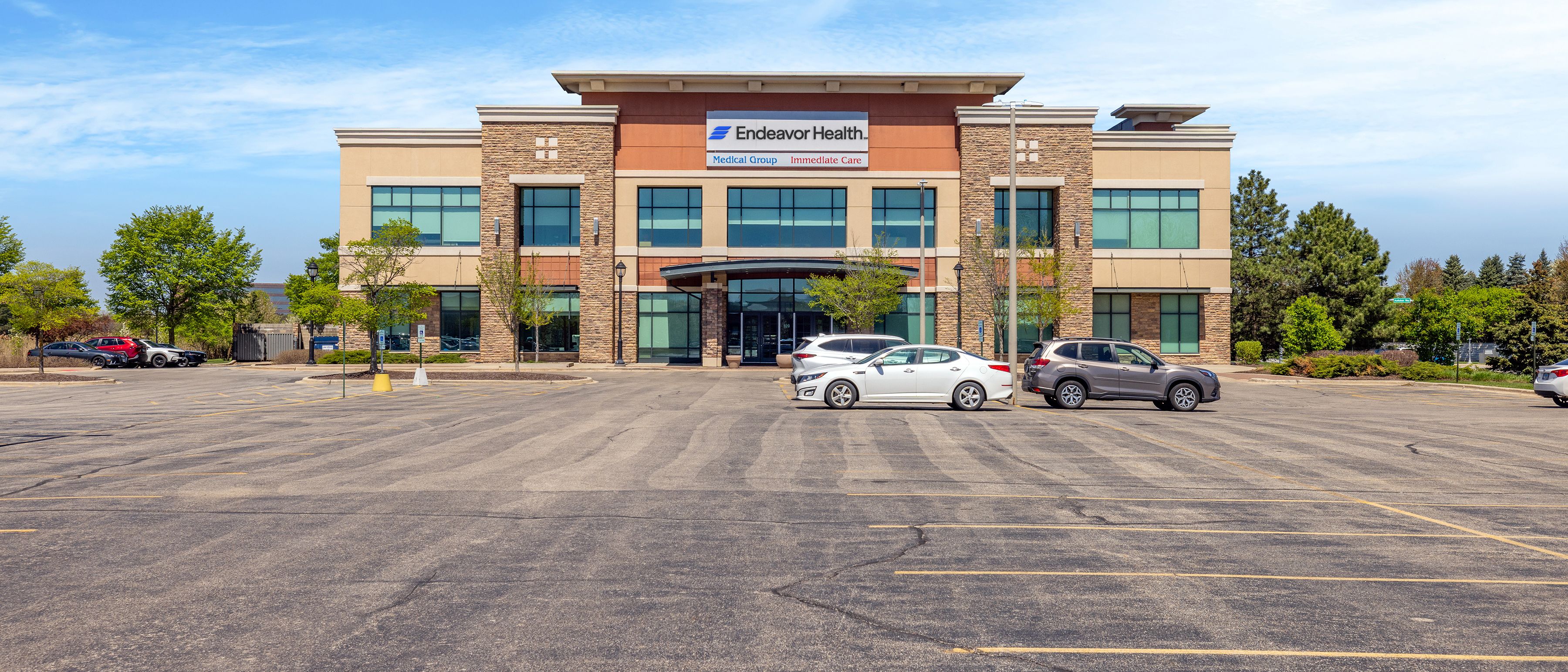 Lincolnshire Commons — Sale in Lincolnshire, IL, photo 5 of 8