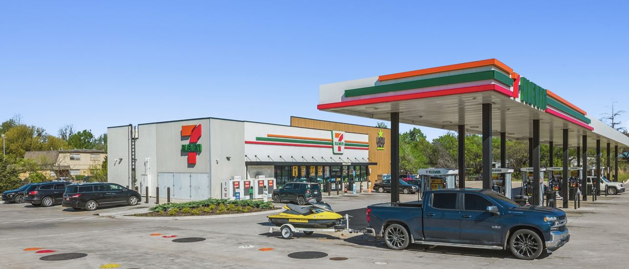 7-Eleven - Oklahoma City, OK — Sale in Oklahoma City, OK, photo 3 of 8