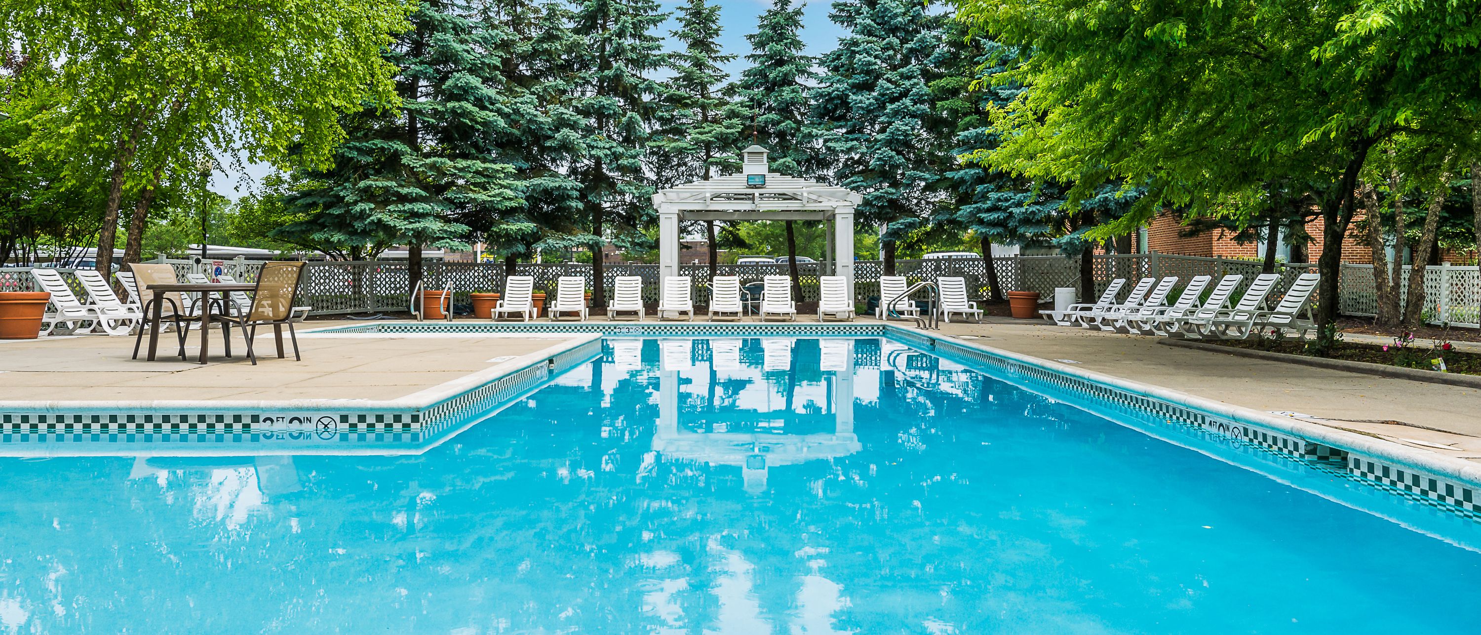 The Grove at Schaumburg — Sale in Schaumburg, IL, photo 5 of 8