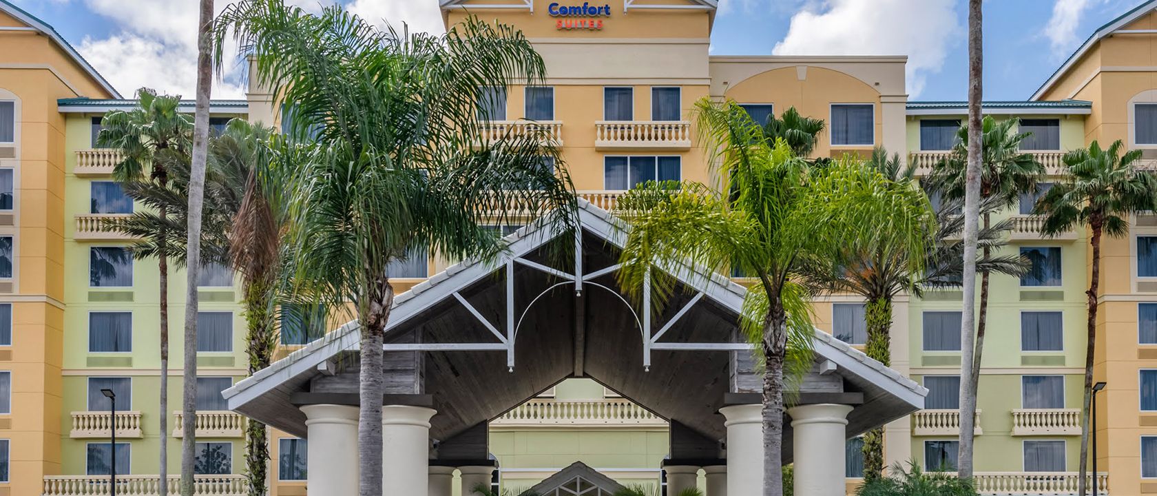 Comfort Suites Orlando Maingate East — Sale in Kissimmee, FL, photo 3 of 8