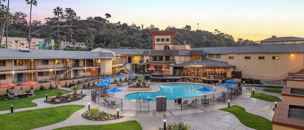 Crowne Plaza San Diego Mission Valley — Sale in San Diego, CA, photo 8 of 8