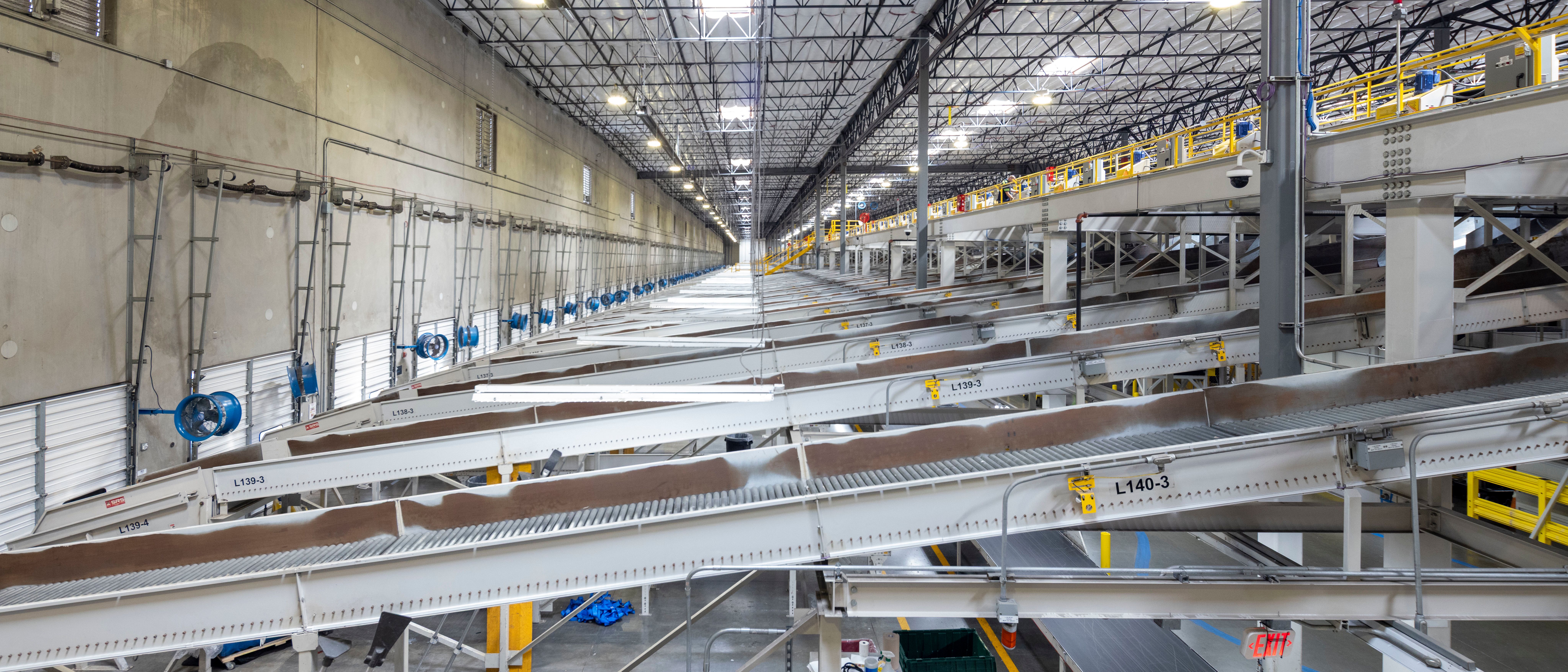 Hayward 92 Industrial Center — Sale in Hayward, CA, photo 5 of 8