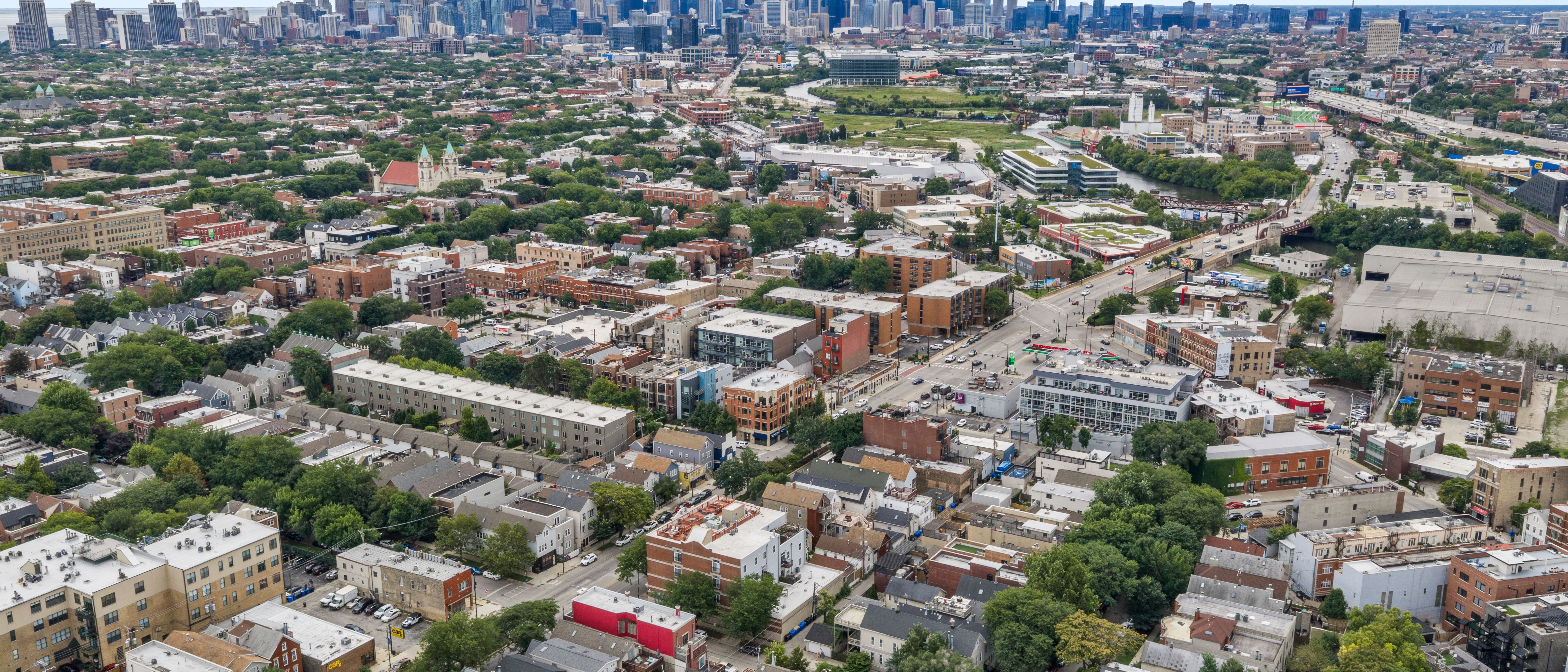 2442 N Ashland Avenue — Sale in Chicago, IL, photo 7 of 8