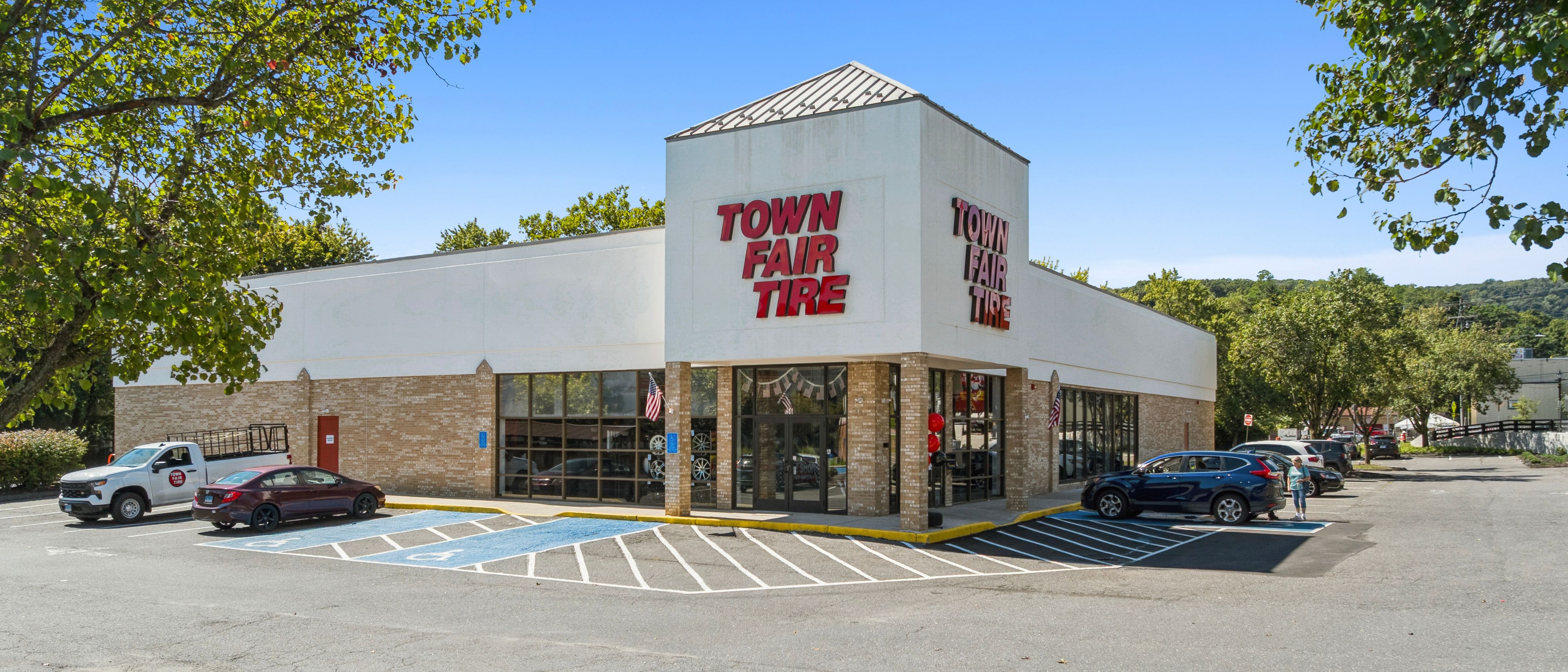 Town Fair Tire & Advance Auto Parts - Naugatuck, CT — Sale in Naugatuck, CT, photo 7 of 8