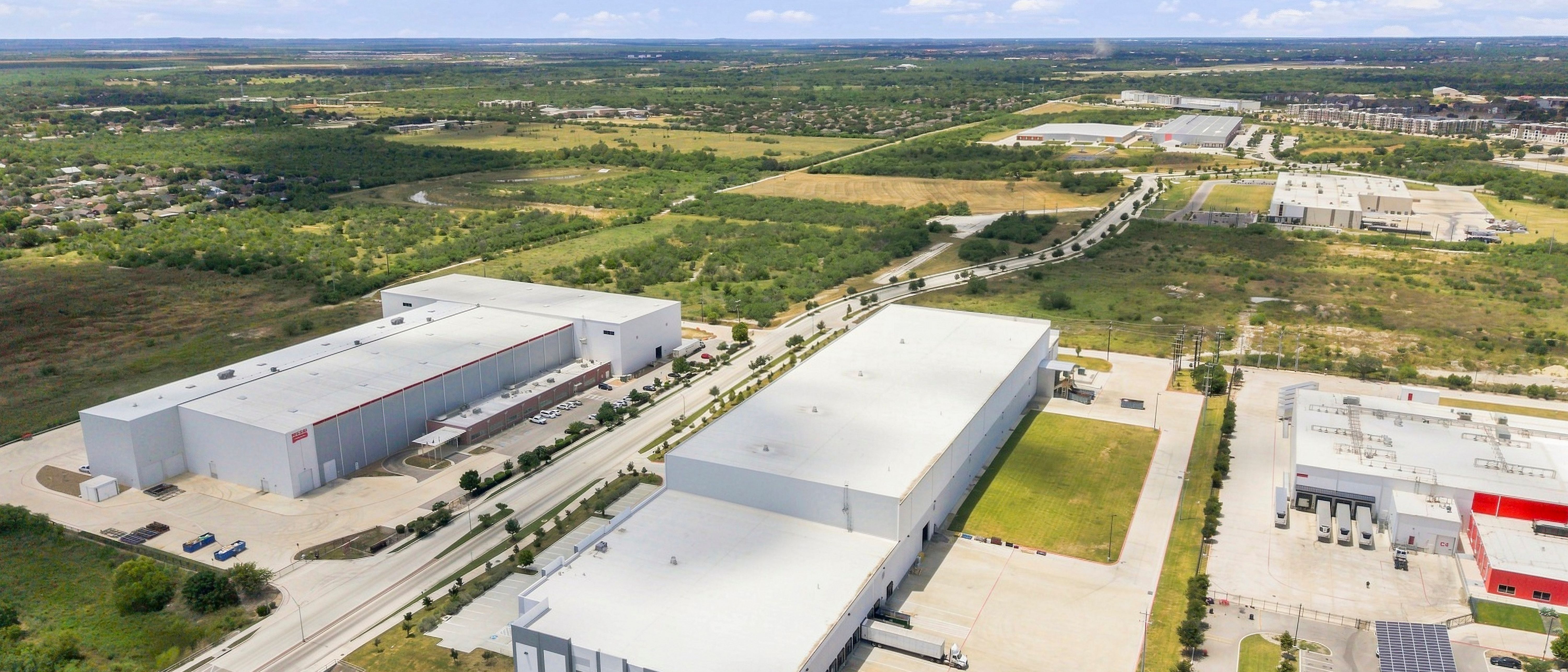 Brooks Global Crossing Bldg. 2 - Simwon — Sale in San Antonio, TX, photo 6 of 8