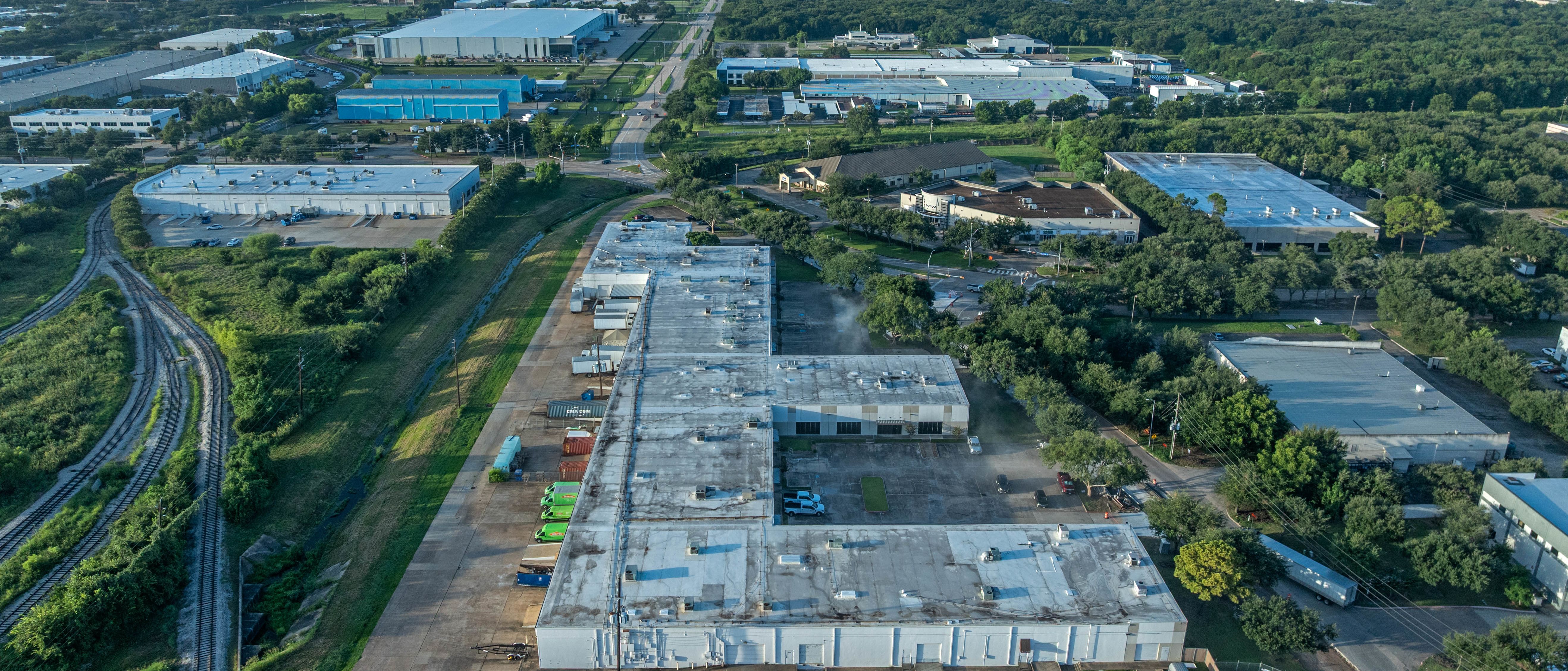 700 Industrial — Sale in Sugar Land, TX, photo 5 of 8