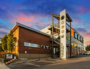 Riverfront Plaza 1 Allied Dr Buildings 1 2 3 5 Property For Sale Little Rock Jll