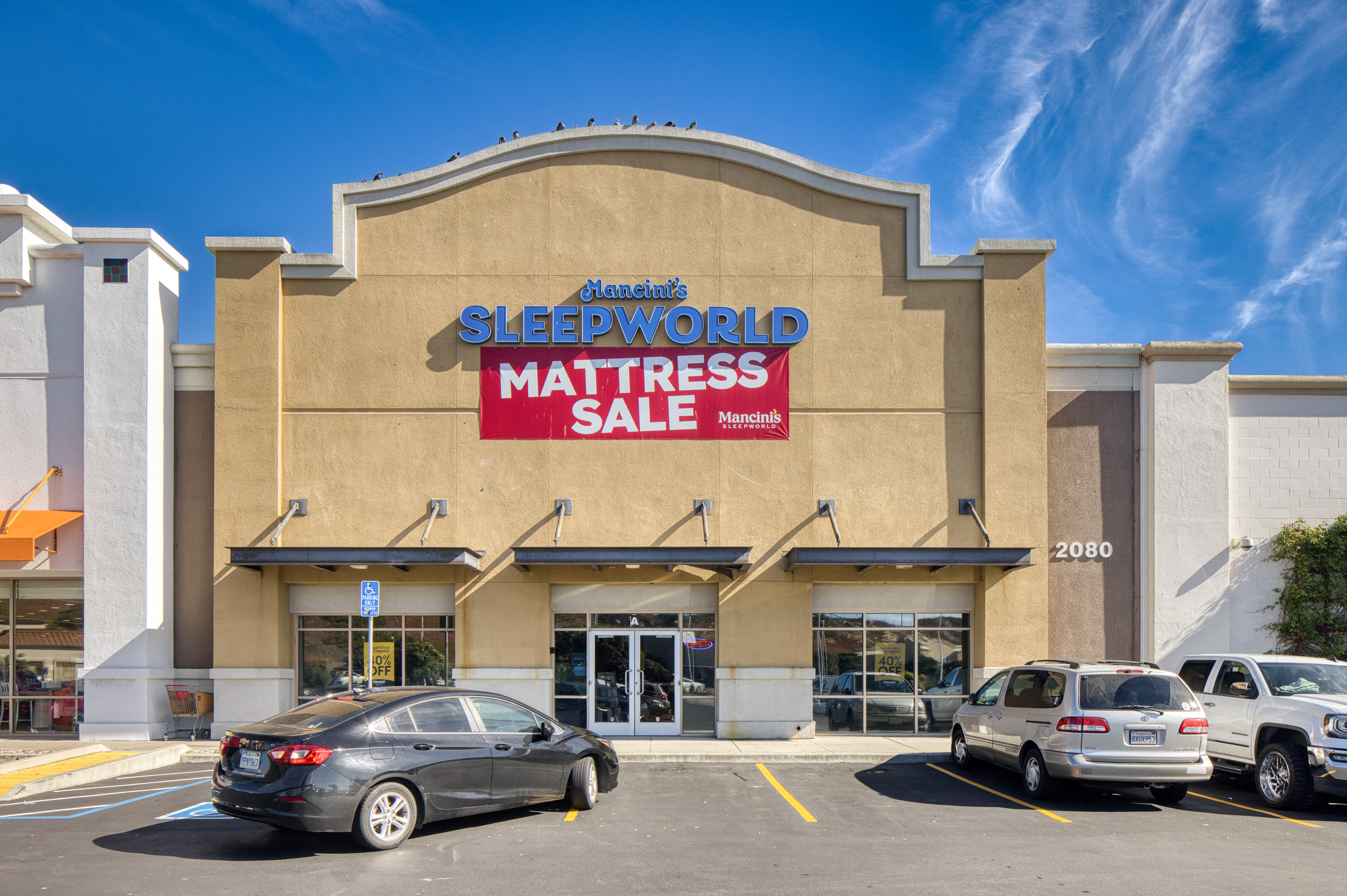 Shops at Edgewater - Properties for Sale | US | JLL