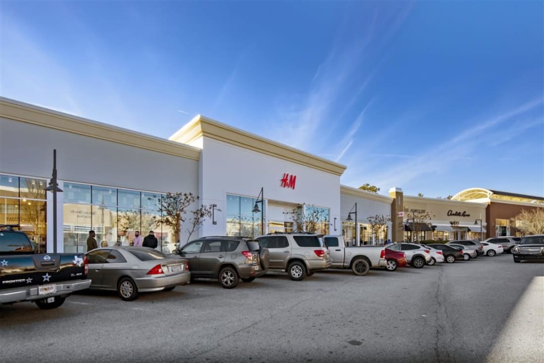 Shoppes at River Crossing - Macon - Properties for Sale | US | JLL