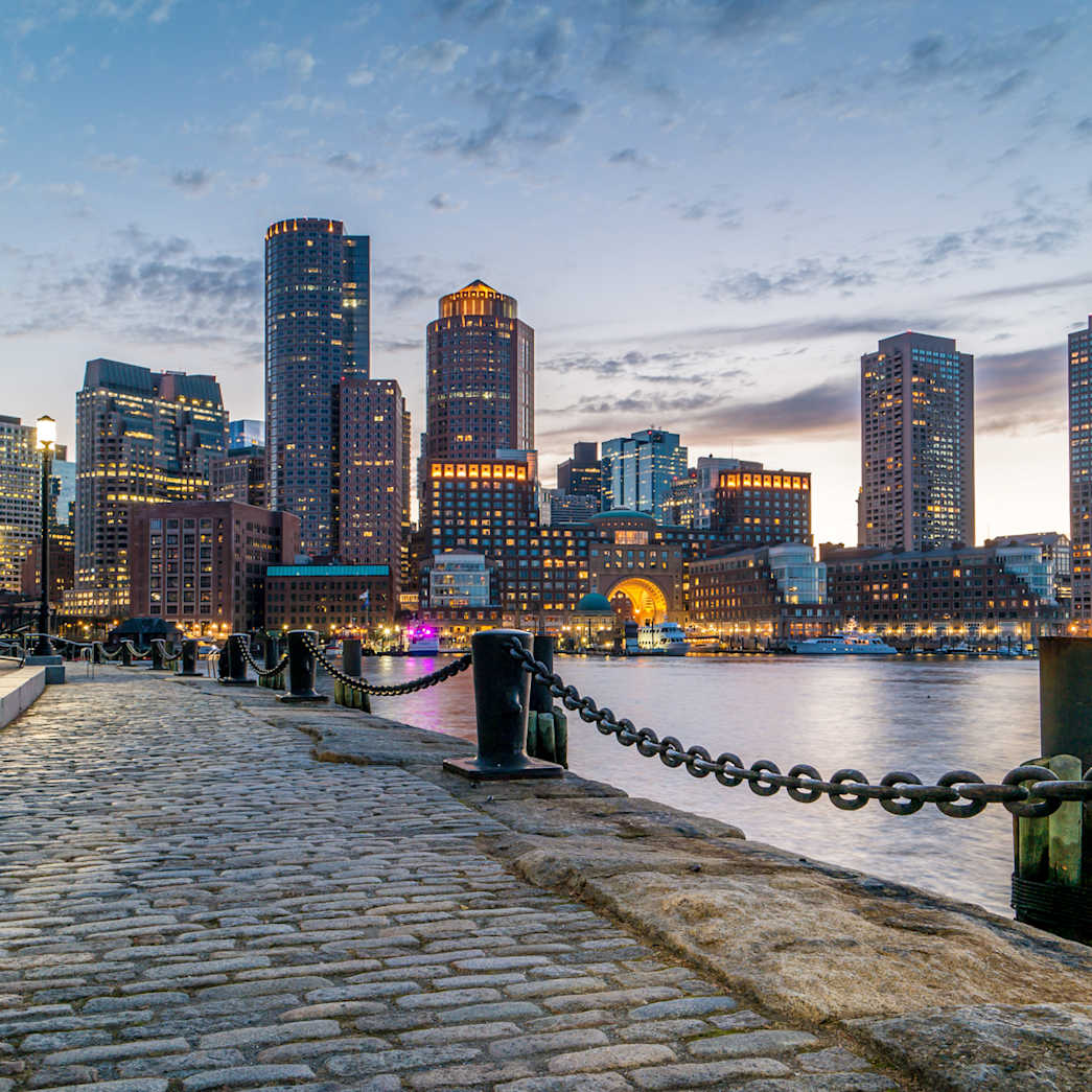 $53 Million Office/Lab Loan | Waltham, MA_待售物业