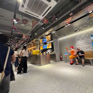 [JLL Sole Agency] Portion A of Shop 1 &amp; Portion A of Shop 4 on G&#x2F;F, B&#x2F;F, Good Hope Building, MongKok 4_Property for Sale