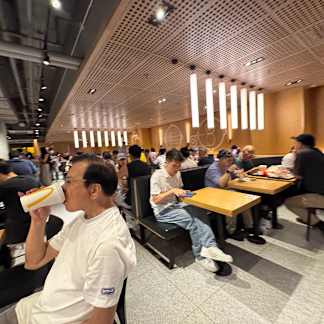 [JLL Sole Agency] Portion A of Shop 1 &amp; Portion A of Shop 4 on G&#x2F;F, B&#x2F;F, Good Hope Building, MongKok 0_Property for Sale
