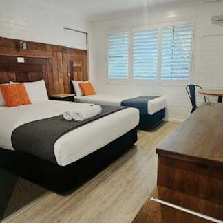 Pleasant Way River Lodge, Nowra 6_Property for Sale