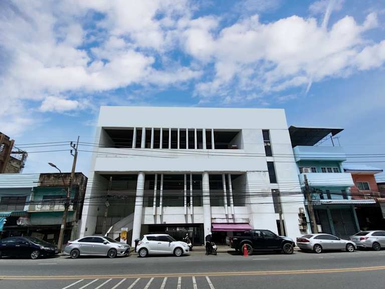 Land with Building in Samut Prakarn_Property for Sale
