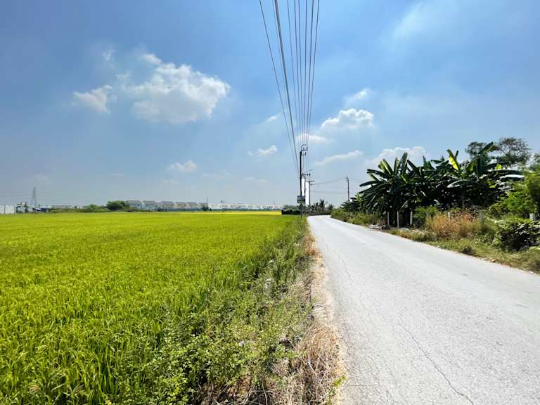 Freehold land 11 Rai near Ramindra Expressway-Chatuchot_Property for Sale
