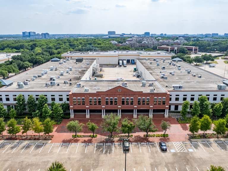 6221 Riverside_Property for Sale