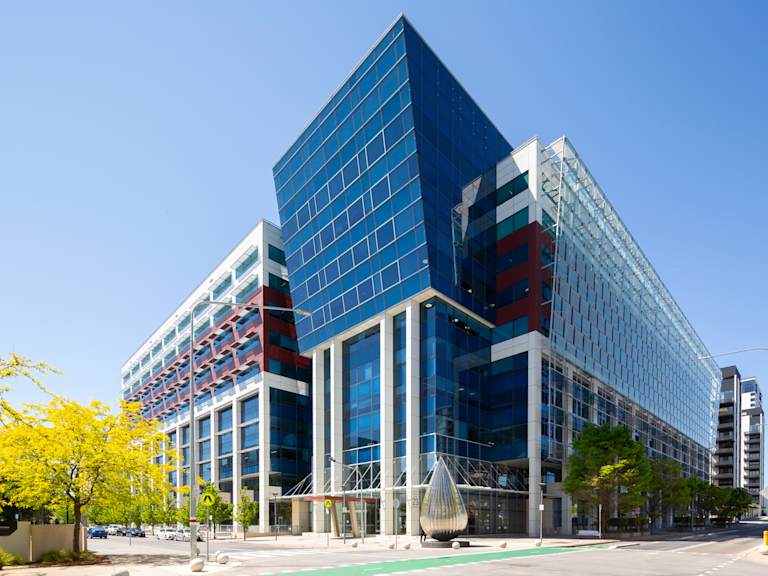 Yaradhang Building_Property for Sale