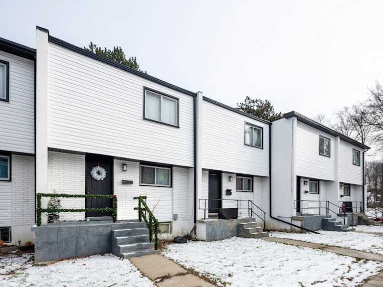Sunnydale Townhomes_Property for Sale