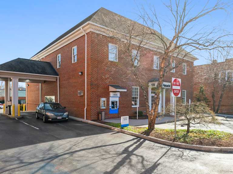 Pinnacle Bank – Salem, VA_Propriété à vendre