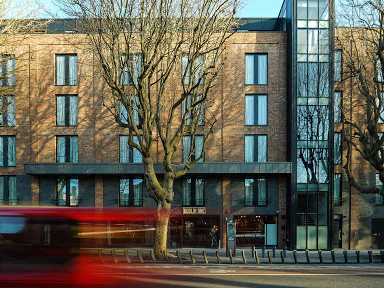 Dublin One Hotel Sale_出售物業