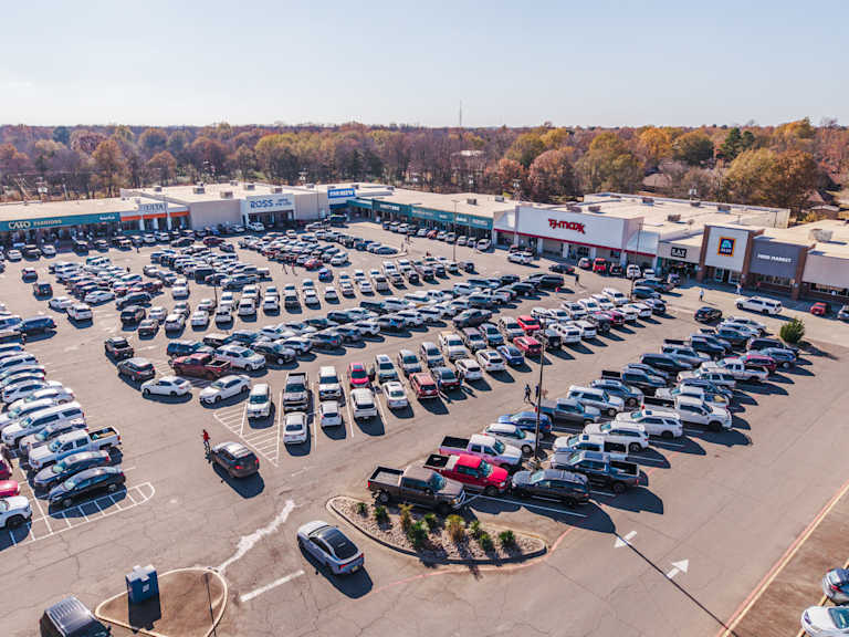 Paris Towne Center_Property for Sale