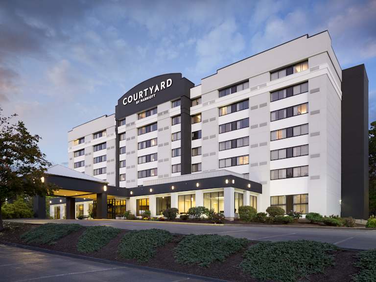 Courtyard Shelton_Property for Sale