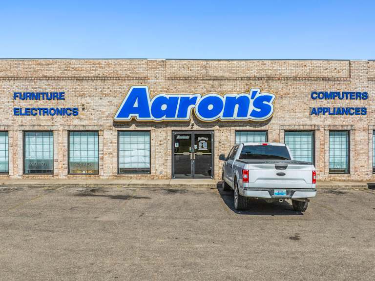 Aaron's - Portsmouth, OH _Property for Sale