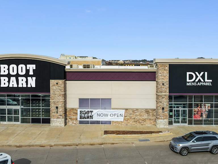 Boot Barn &amp; DXL - West Des Moines, IA_Property for Sale