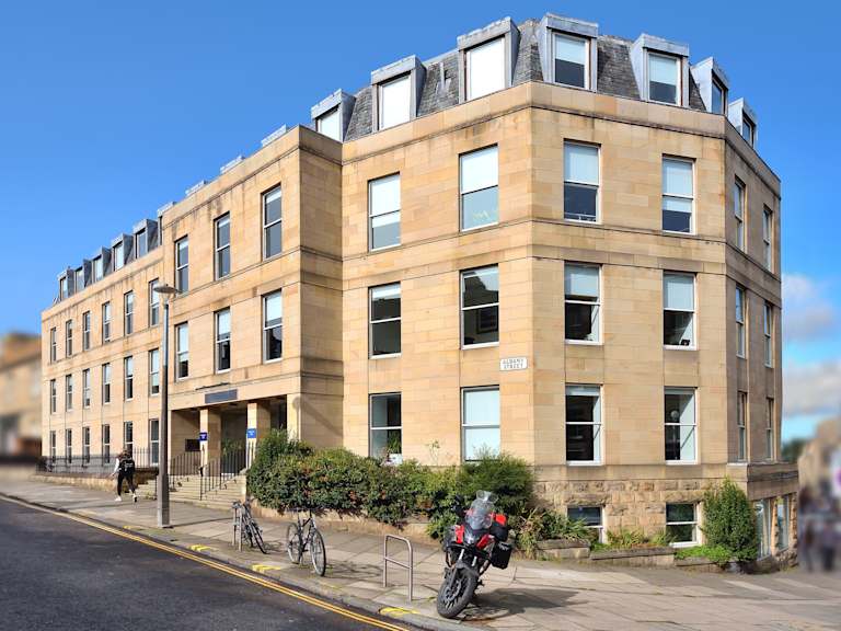 Hub by Premier Inn - Edinburgh_出售物業
