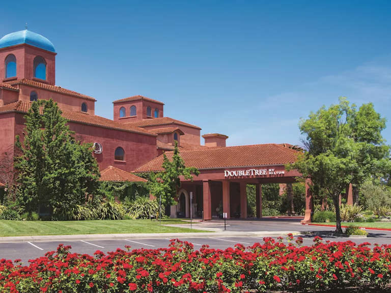 DoubleTree Hotel Sonoma Wine Country_Property for Sale