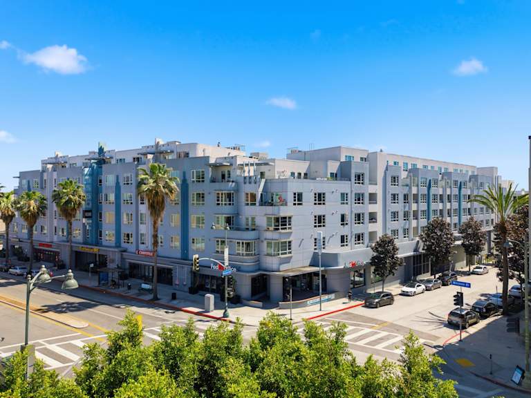 5550 Wilshire_Property for Sale